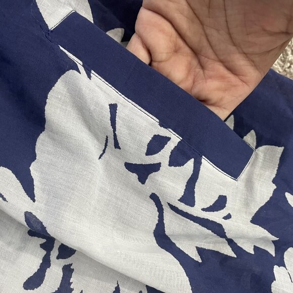 Soft Surroundings Blue White Leaf Print Beaded Tunic Blouse Pockets Size Small - Picture 4 of 9